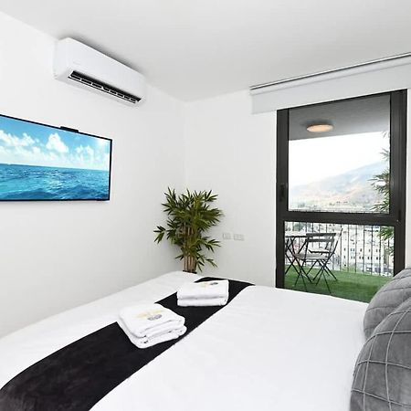 L.T.D- My View. 2 Bedroom Apartment By The Lake. Tiberias Exterior photo