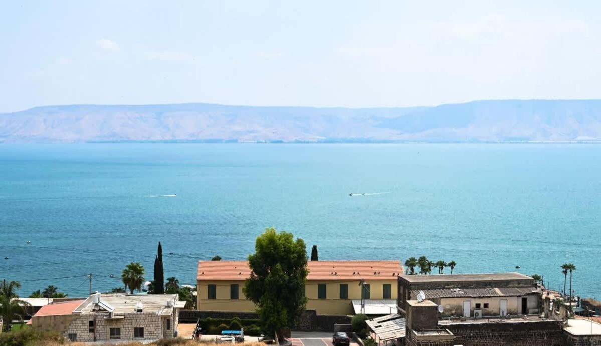 L.T.D- My View. 2 Bedroom Apartment By The Lake. Tiberias Exterior photo