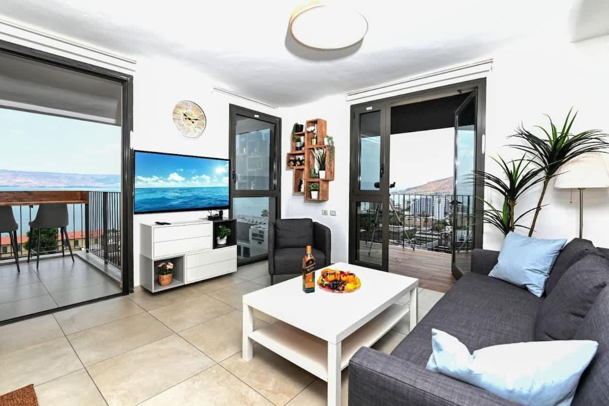 L.T.D- My View. 2 Bedroom Apartment By The Lake. Tiberias Exterior photo